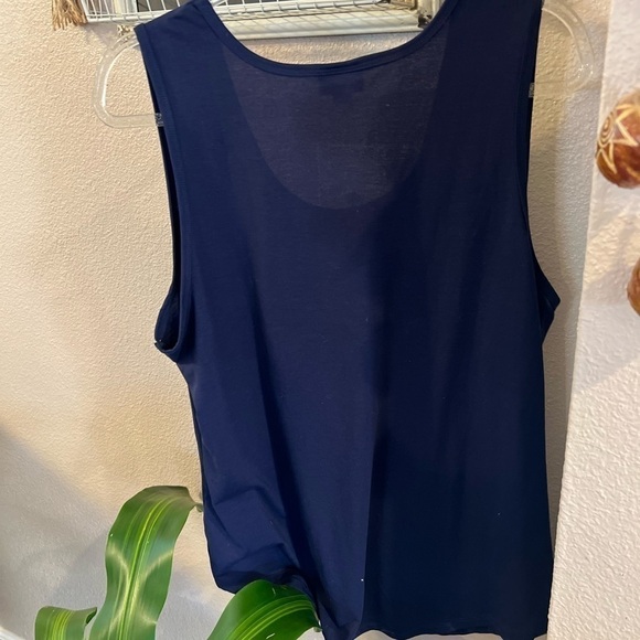 𝅺LULAROE blue tank top size 2xl - Picture 4 of 4